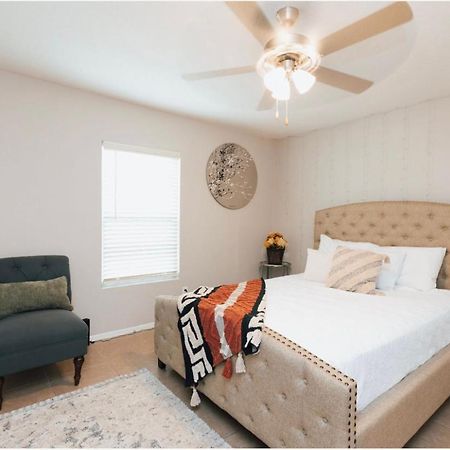 Enticing 1Br Apartment In The Heart Of The Heights Houston Ngoại thất bức ảnh